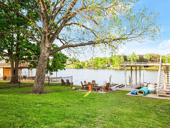 3rd image of 508 Riverside Dr