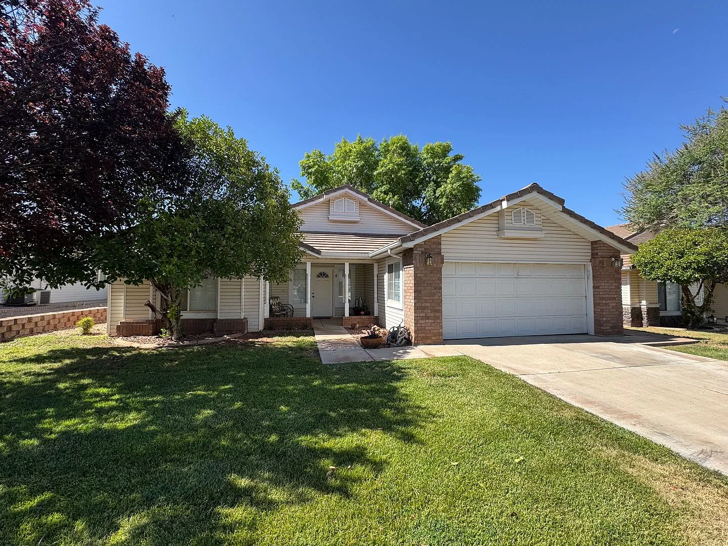 2 Bedroom home near Shadow Mountain Park! — Photo 1
