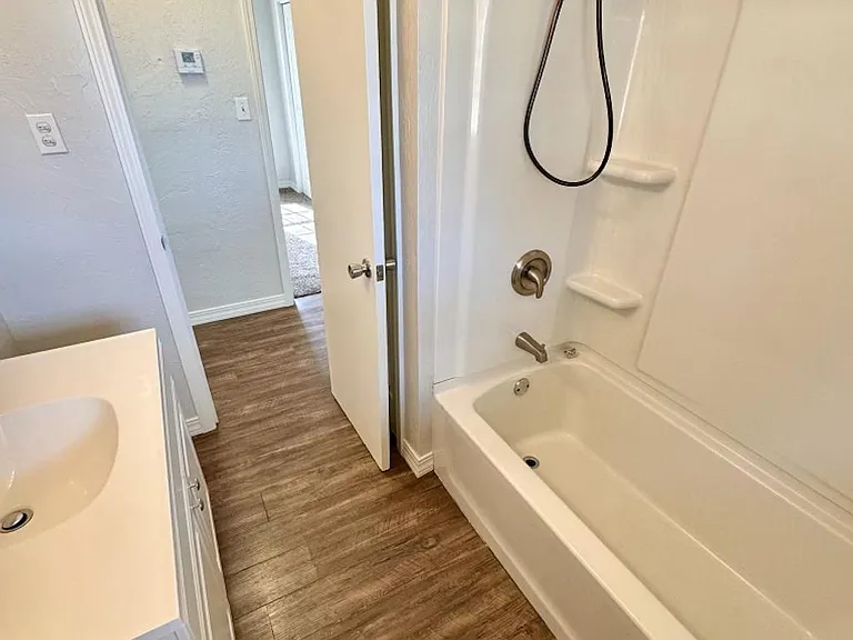 1812 Brighton Ave — Photo 21