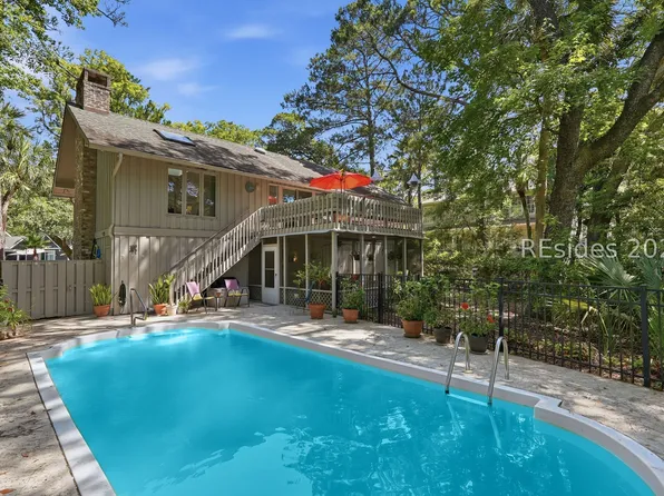 18 Canvasback Rd, Hilton Head Island, SC 29928