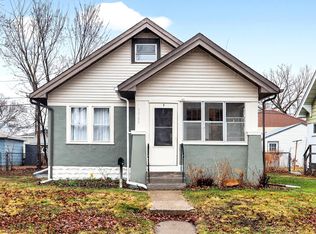 1369 Hewitt Ave, Saint Paul, MN 55104