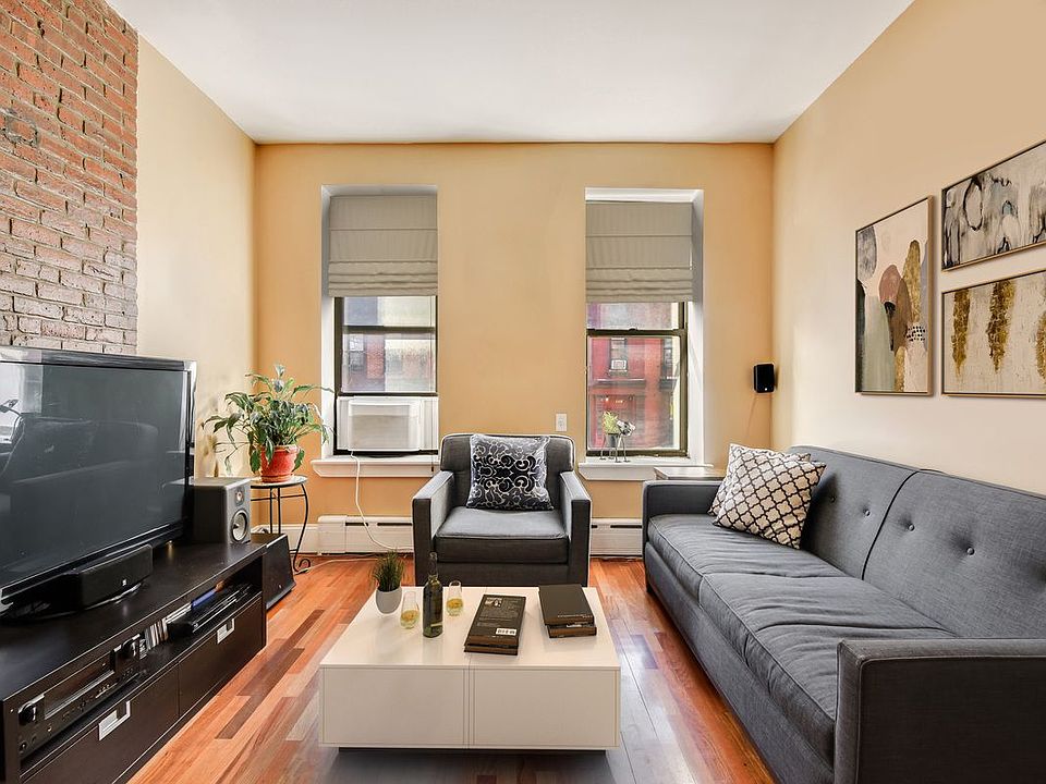 1st image of 161 W 133rd St