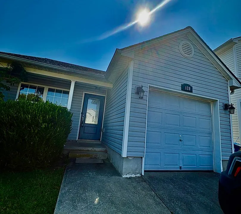 120 River Run Ct