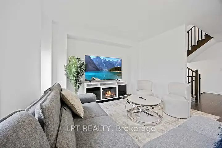 4 bed, $3,400 — Photo 4