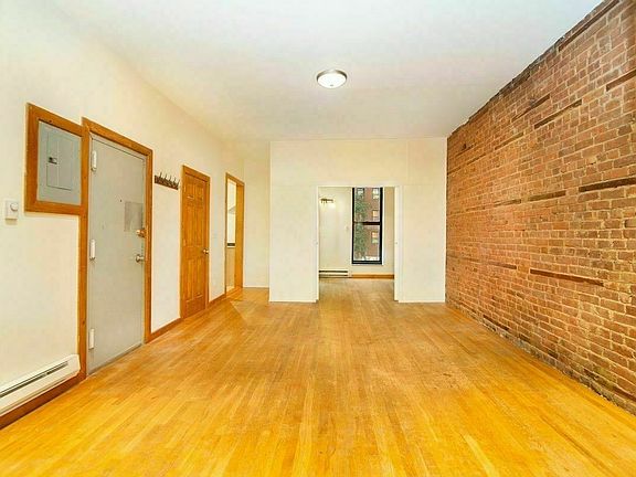 3rd image of 529 9th Ave APT 2