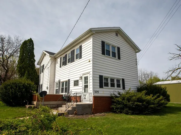 105 N Ecker Ave, Bourbon, IN 46504