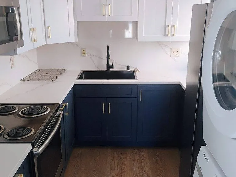 15289 Upton Ave #A — Photo 2
