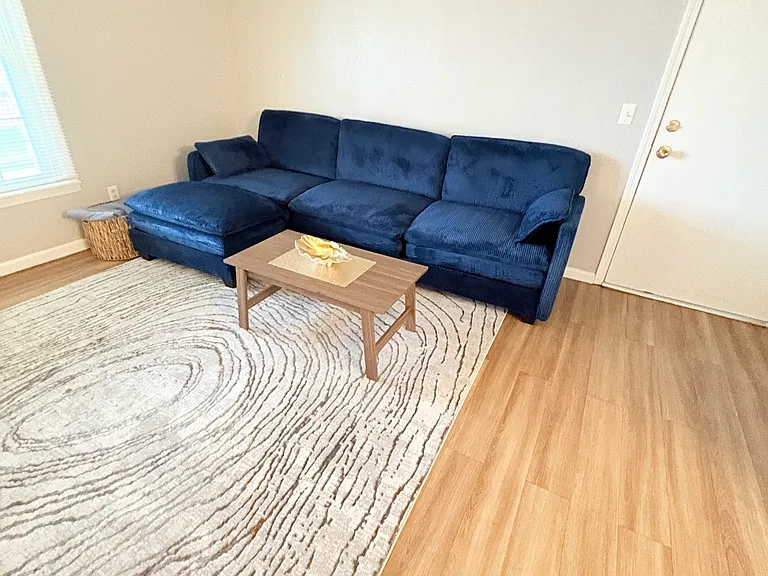 507 W Westview St #16 — Photo 21