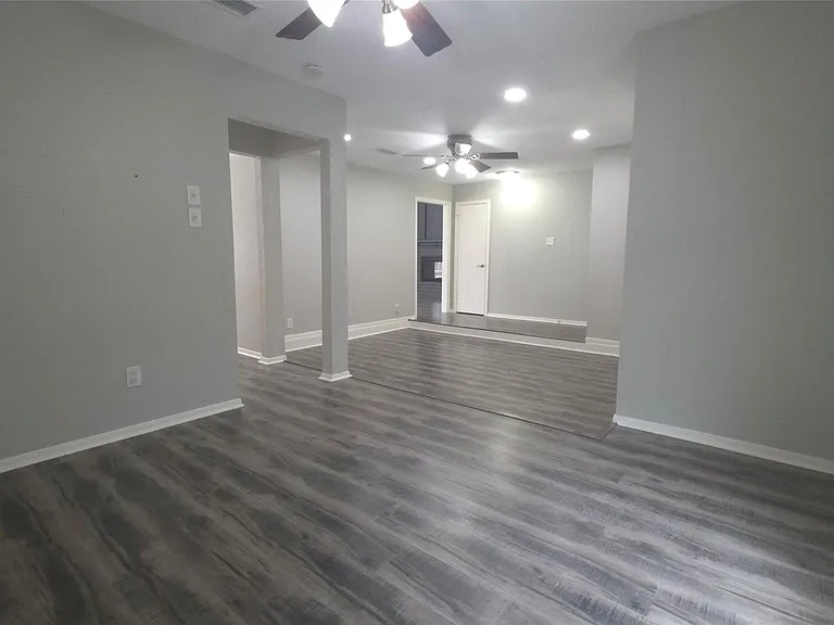 1119 Montour Dr — Photo 7