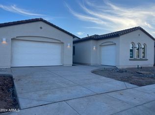 3949 E Kenley Ln, San Tan Valley, AZ 85143