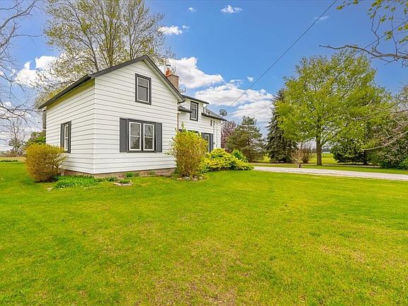 5th image of 7475 Ridge Rd