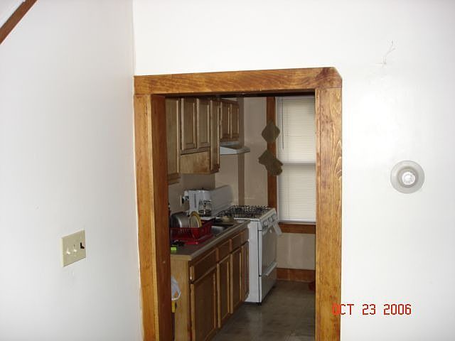 2nd image of 1258 Morton St
