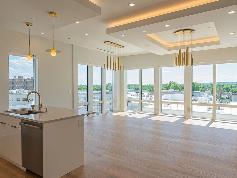 Penthouse-Living Room 2