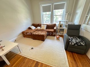 134 Englewood Ave APT 3, Boston, MA 02135