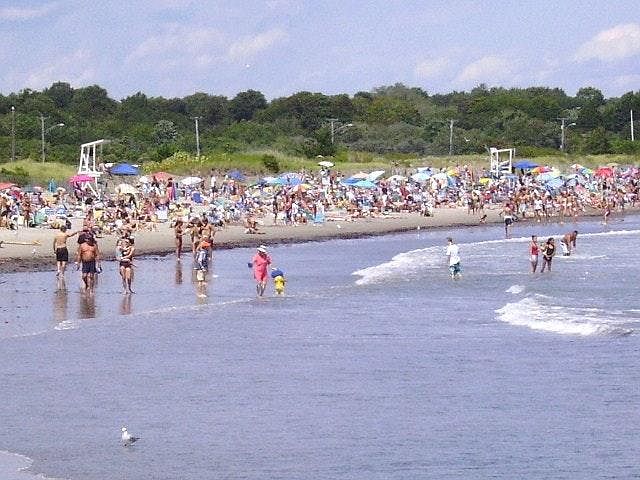 Walk to Town Beach