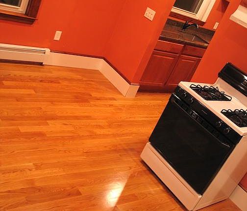 4th image of 7 Saint Clair St #1