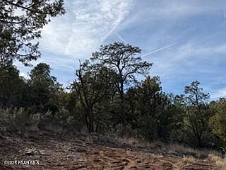 3rd image of 11 N Moonshine Rd