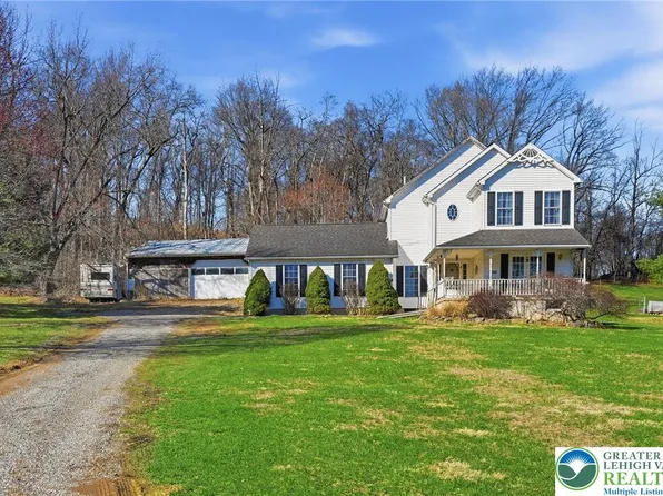 2531 Apple St, Hellertown, PA 18055