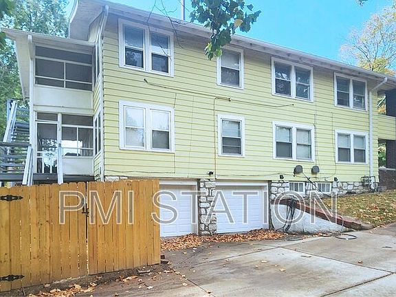 3rd image of 301 Chelsea Ave #1/2