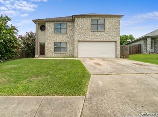 8007 Chestnut Clay Ln, Converse, TX 78109