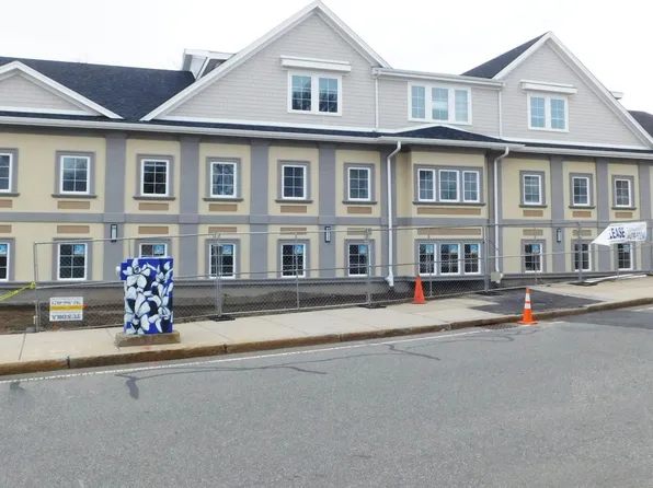 20 Milton St APT 106, Dedham, MA 02026