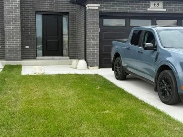 69 Eagle St, Leamington, ON N8H 0G5