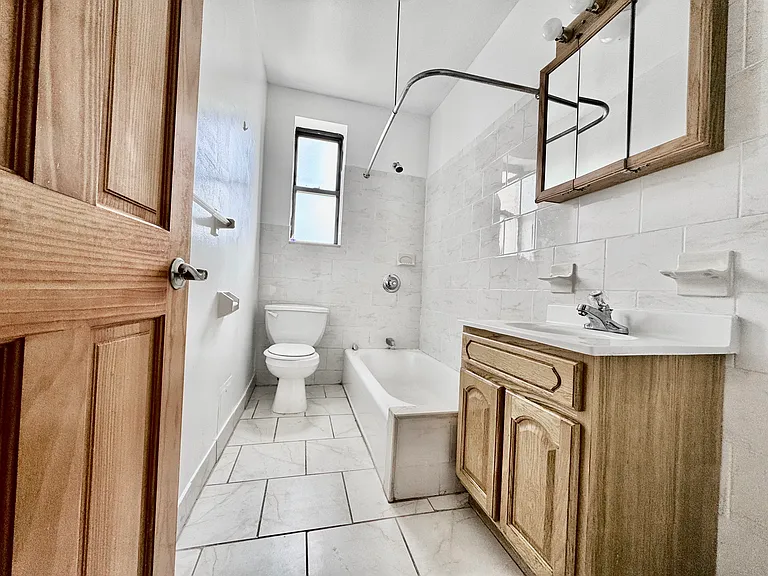 86 Haven Ave #54 — Photo 11