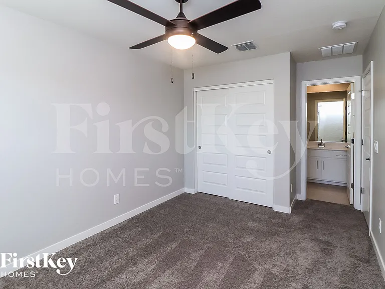 2927 N Athena — Photo 14