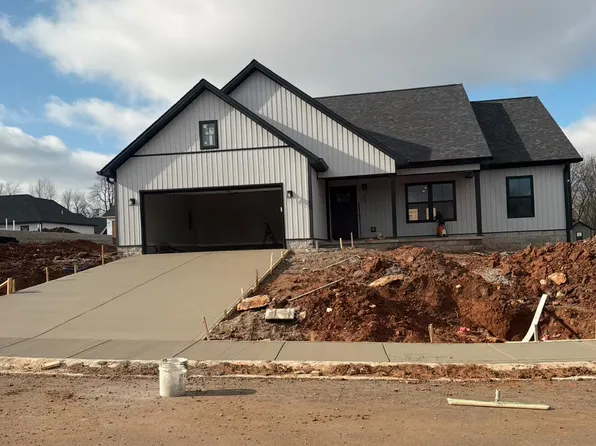 460 Pinehurst Way, Harrodsburg, KY 40330