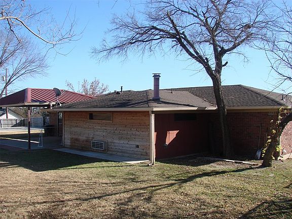 3rd image of 2115 Shipley St