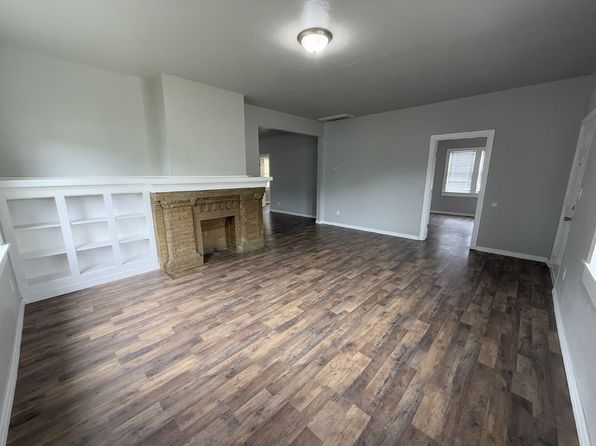 1225 NE 16th St