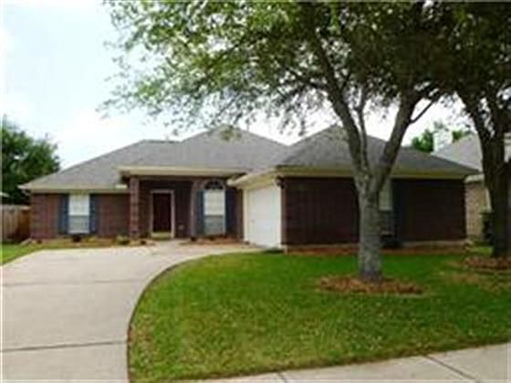 1st image of 210 Chariss Glen Dr