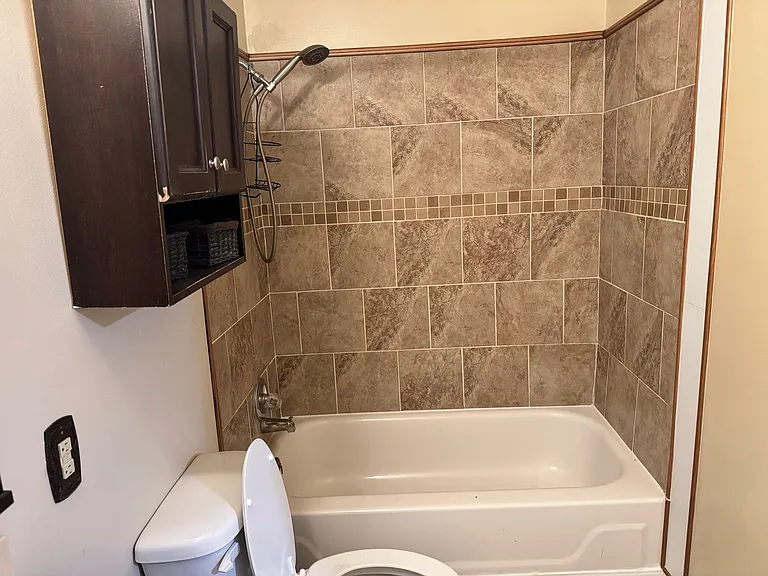 1561 Marble St — Photo 10