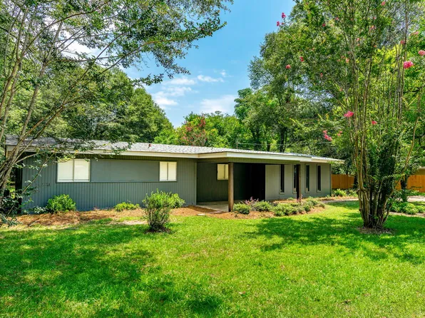 110 Denham Dr, Petal, MS 39465