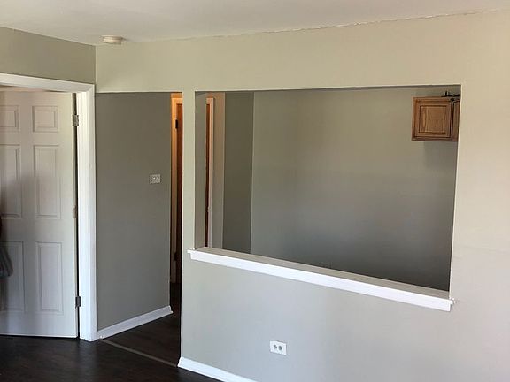 2nd image of 1200 W 127th St APT 11