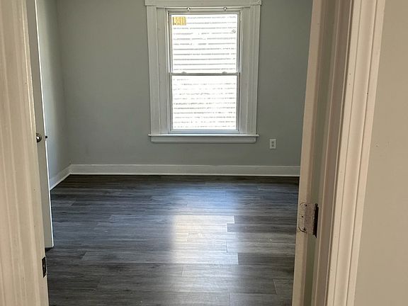 4th image of 7 Ridgewood St #3