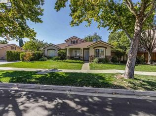 1250 Lakeland Dr, Livermore, CA 94551