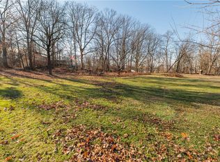 615 Fairview St, Emmaus, PA 18049