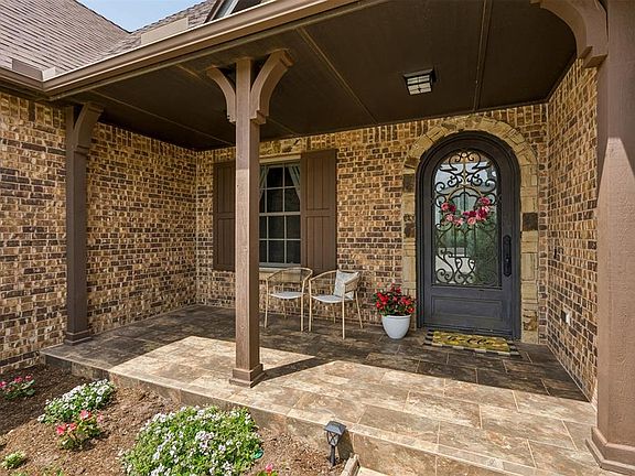 4th image of 16816 Little Leaf Ln