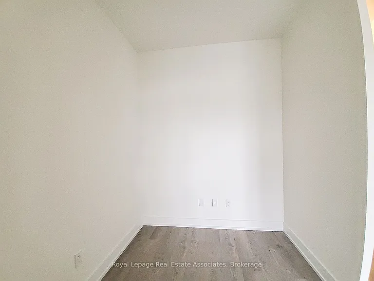 5 Mabelle Ave #227 — Photo 10