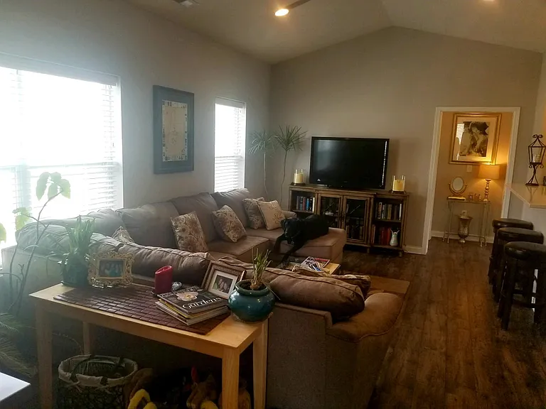 1503 Elmwood Ave #1503 — Photo 2