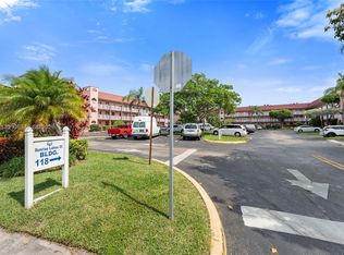 Sunrise Lakes, Sunrise, FL 33322