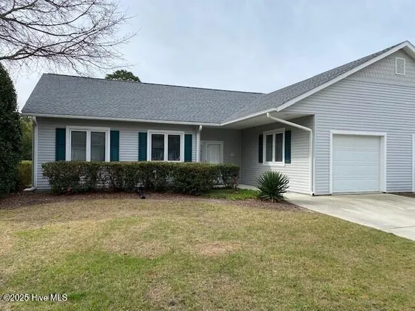 253 Bonnet Way SE, Southport, NC 28461
