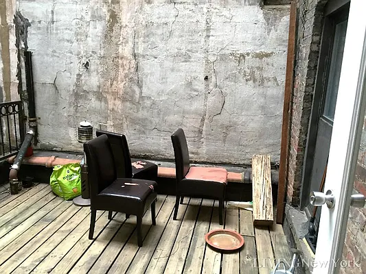 Rented by Living New York | media 45