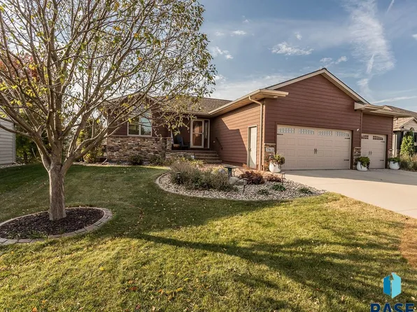 7813 W Kelsey Cir, Sioux Falls, SD 57106