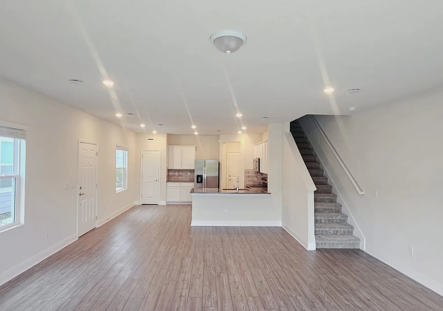 3 bed, 1782 sqft, $2,395 — Photo 4