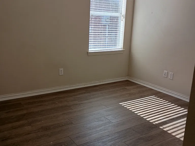 1820 Ringtail Dr — Photo 4