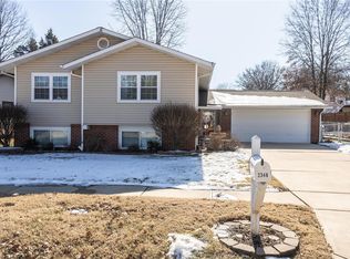 2348 Hempline Ct, Saint Louis, MO 63129