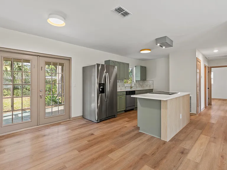 1145 Sebago Ave S — Photo 15