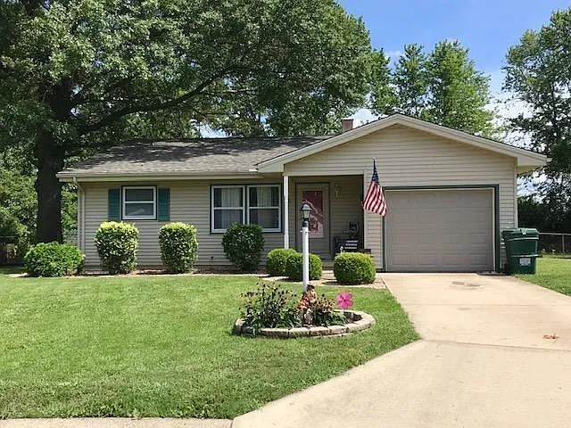 19 Buchanan Ct photo 1